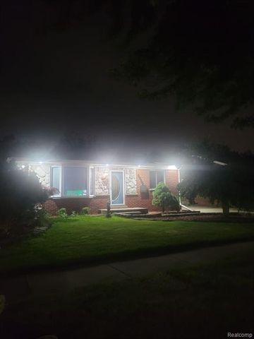 8786 N Evangeline Street, Dearborn Heights, MI 48127