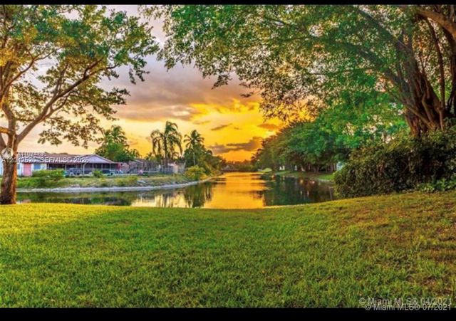 3833 Cocoplum Cir 3593, Coconut Creek, FL 33063