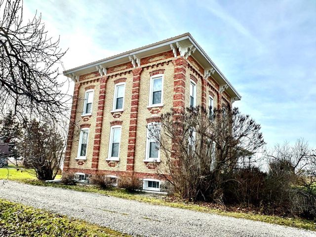 5821 Dixon Road, Juniata Twp, MI 48768