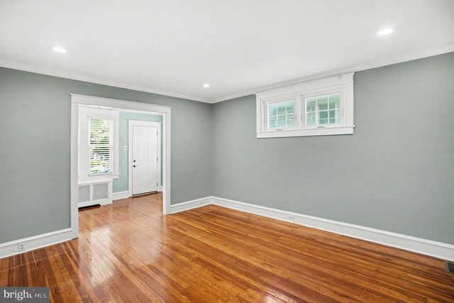 210 E 11TH AVE, Conshohocken, PA 19428