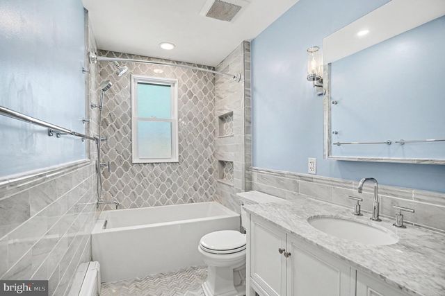210 E 11TH AVE, Conshohocken, PA 19428
