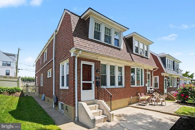 210 E 11TH AVE, Conshohocken, PA 19428