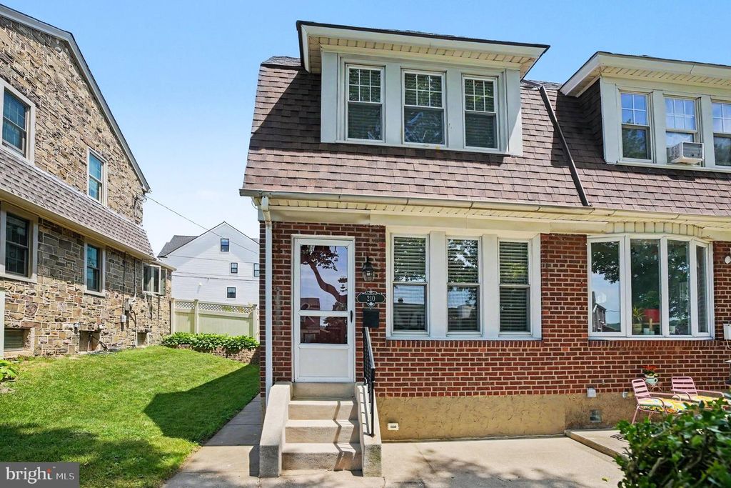 210 E 11TH AVE, Conshohocken, PA 19428