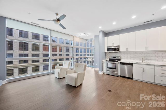333 W Trade Street 500, Charlotte, NC 28202
