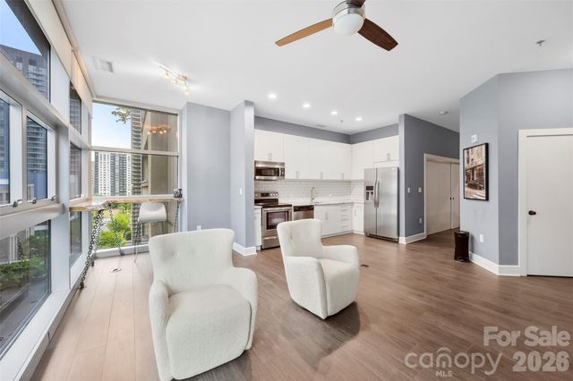 333 W Trade Street 500, Charlotte, NC 28202