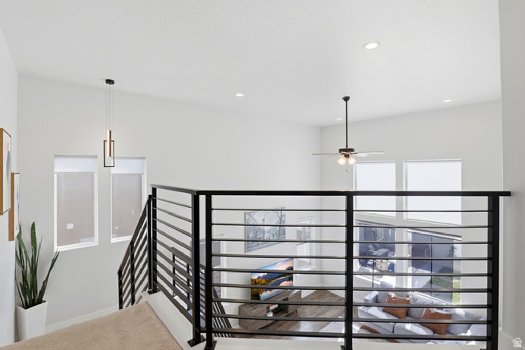 Image 18 of property listing at 71 N MORNING VIEW DR, Saratoga Springs, UT 84045
