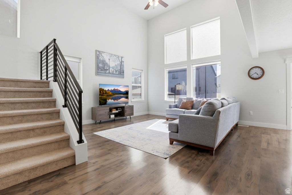 Image 9 of property listing at 71 N MORNING VIEW DR, Saratoga Springs, UT 84045