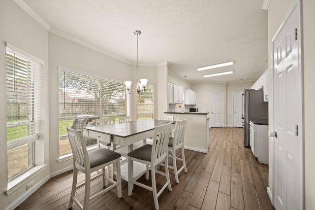 3530 Chatwood, Pearland, TX 77584