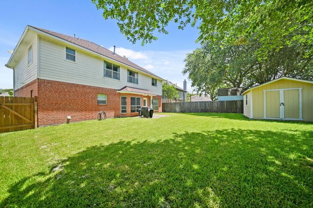 3530 Chatwood, Pearland, TX 77584