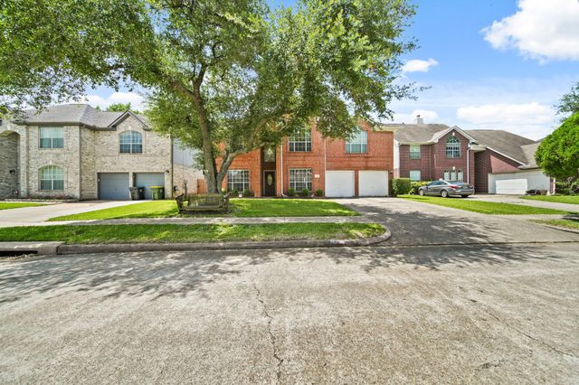 3530 Chatwood, Pearland, TX 77584