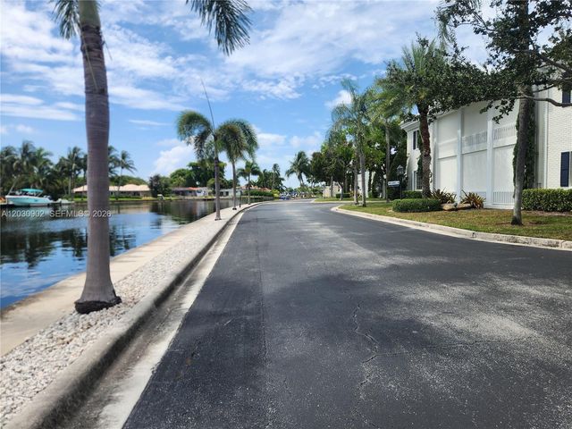 160 Cypress Club Drive 608, Pompano Beach, FL 33060