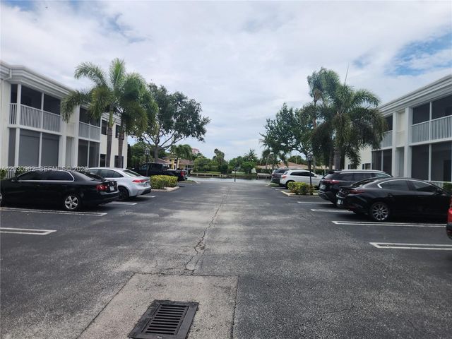 160 Cypress Club Drive 608, Pompano Beach, FL 33060