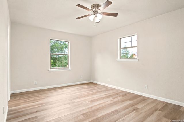 438 CRESTHILL RD, San Antonio, TX 78220