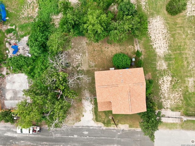 438 CRESTHILL RD, San Antonio, TX 78220