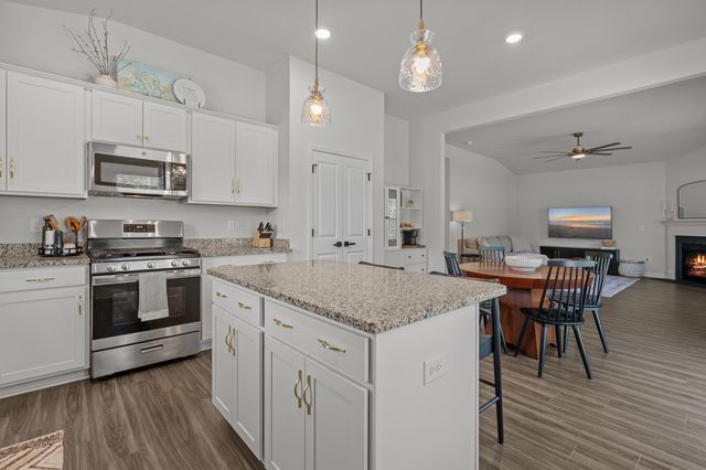 208 Wagner Cir., Conway, SC 29526