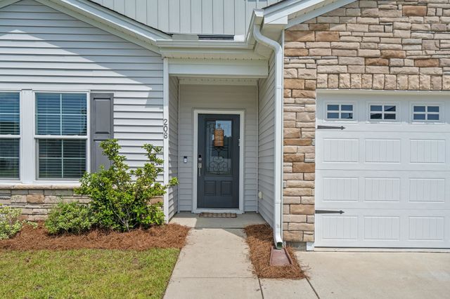 208 Wagner Cir., Conway, SC 29526