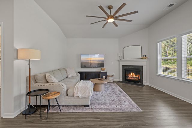 208 Wagner Cir., Conway, SC 29526