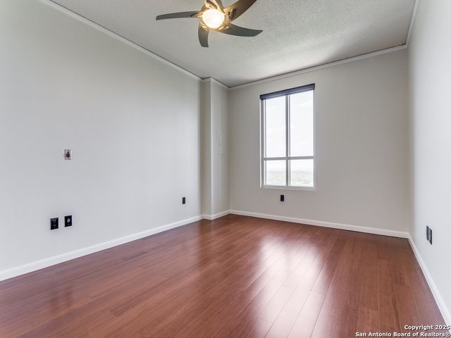 1 Towers Park Ln Apt 1803, San Antonio, TX 78209