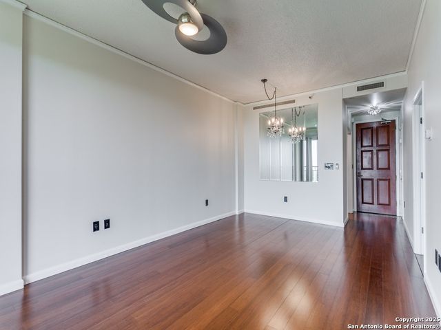 1 Towers Park Ln Apt 1803, San Antonio, TX 78209