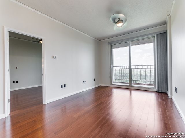 1 Towers Park Ln Apt 1803, San Antonio, TX 78209