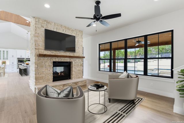 27619 Sunset Loop, San Antonio, TX 78266