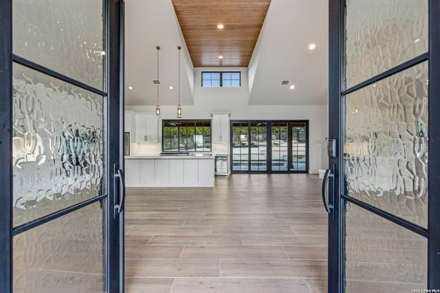 27619 Sunset Loop, San Antonio, TX 78266