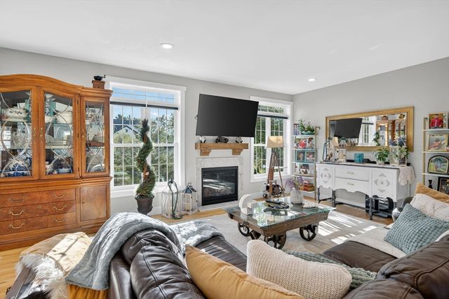 124 Tiffany Street, Attleboro, MA 02703