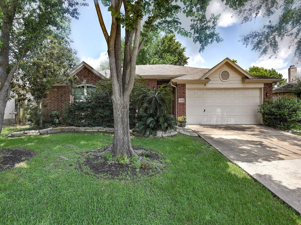 6111 Caroline Green Court, Spring, TX 77373