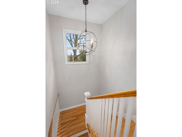 3 HOTSPUR St, Lake Oswego, OR 97035