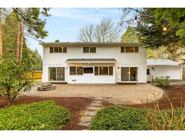 3 HOTSPUR St, Lake Oswego, OR 97035