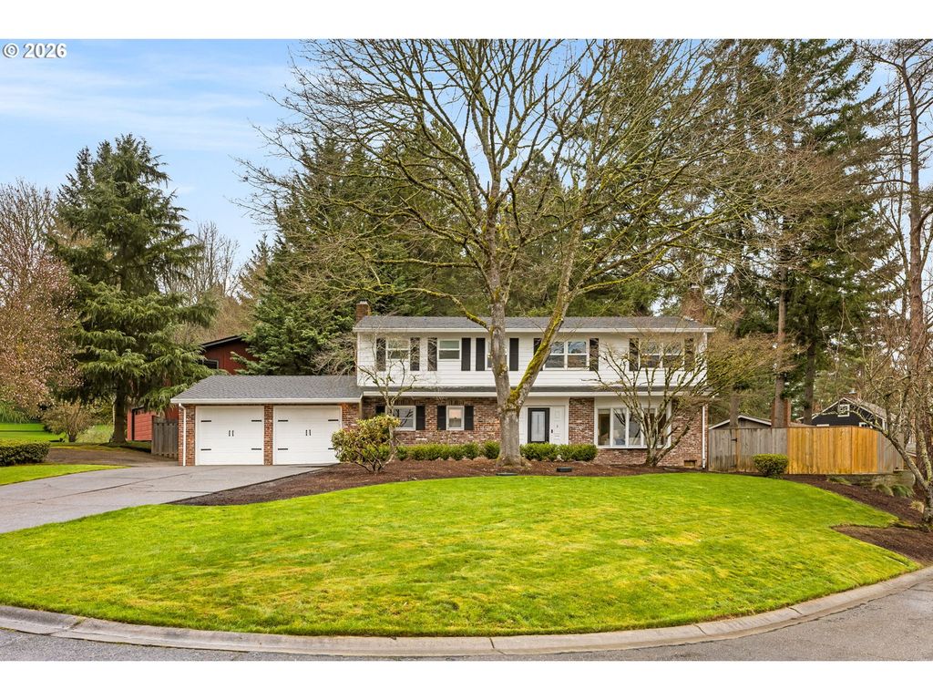3 HOTSPUR St, Lake Oswego, OR 97035
