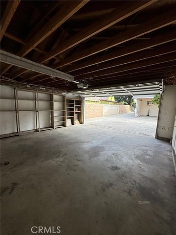 622 S Parton, Santa Ana, CA 92701