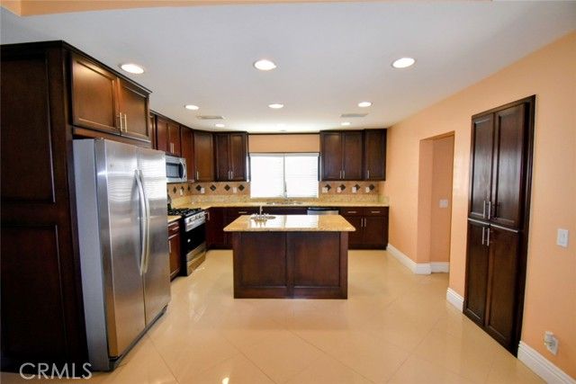 622 S Parton, Santa Ana, CA 92701