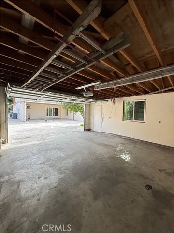 622 S Parton, Santa Ana, CA 92701