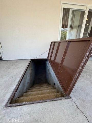 622 S Parton, Santa Ana, CA 92701