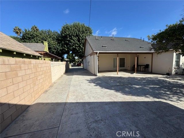 622 S Parton, Santa Ana, CA 92701