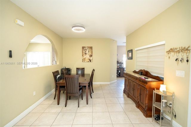 3054 SE 5th Dr, Homestead, FL 33033