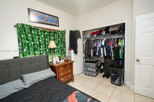 3054 SE 5th Dr, Homestead, FL 33033