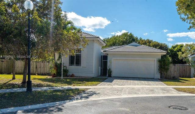 3054 SE 5th Dr, Homestead, FL 33033