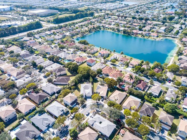 3054 SE 5th Dr, Homestead, FL 33033