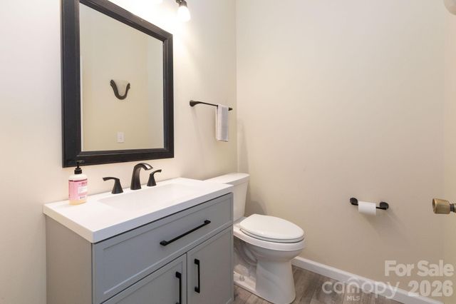 40 Wagon Road, Asheville, NC 28805