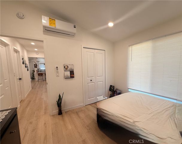 657 E King, Rialto, CA 92376