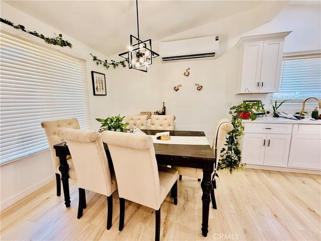 657 E King, Rialto, CA 92376