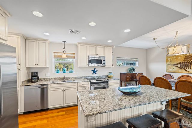 1299 Ft Pickens Rd 10, Pensacola Beach, FL 32561