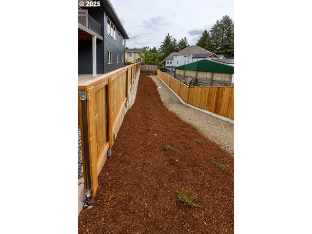 1100 Nw 111TH Cir, Vancouver, WA 98685