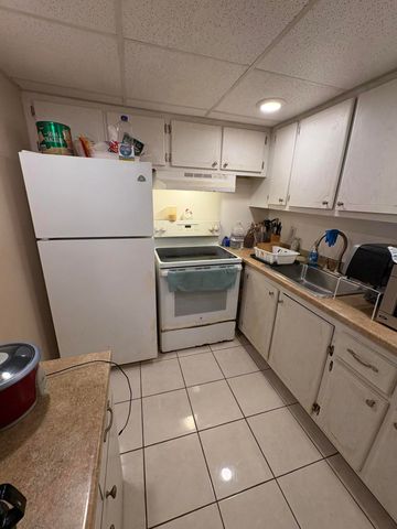 7 Lyndhurst A, Deerfield Beach, FL 33442