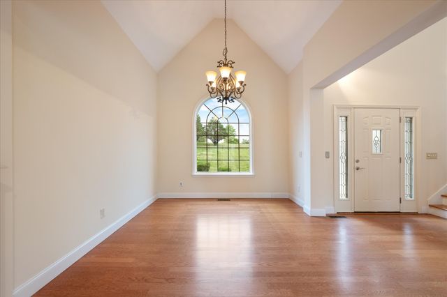 2216 Twin Peaks Ct, Spring Hill, TN 37174