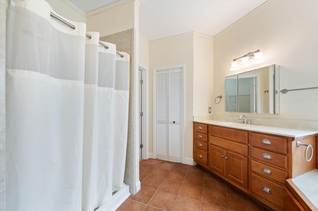 2216 Twin Peaks Ct, Spring Hill, TN 37174