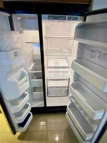 1050 Brickell Ave 2102, Miami, FL 33131