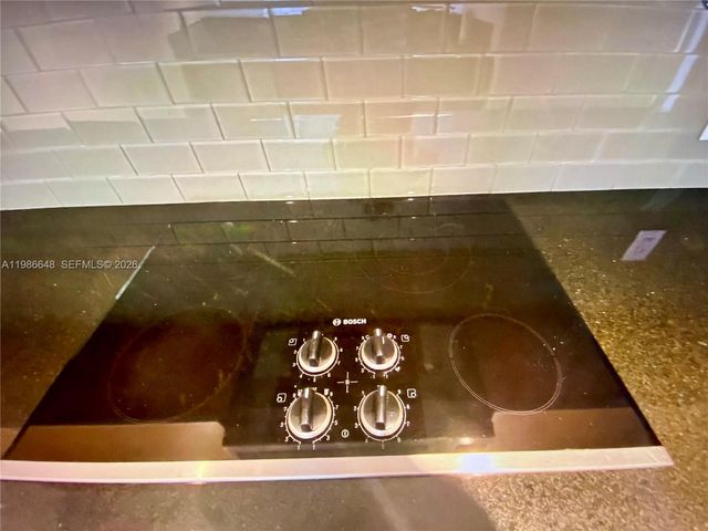 1050 Brickell Ave 2102, Miami, FL 33131